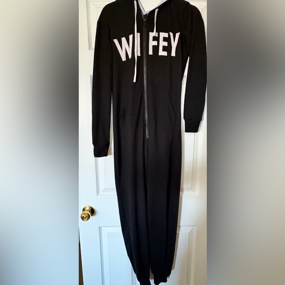 Black Zip-Front Hooded Wifey Onesie. Women’s Size Small.